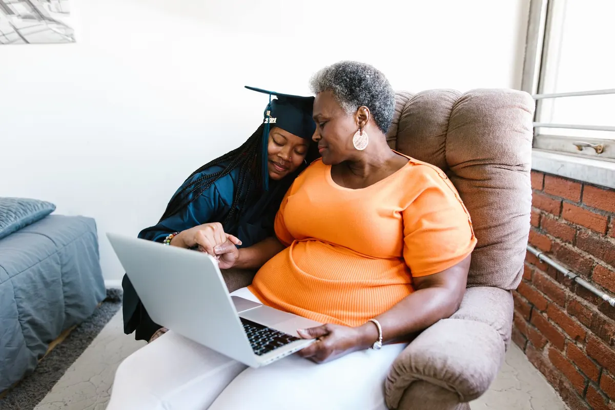 First Job Search Roadmap: A 30-Day Plan for New Graduates